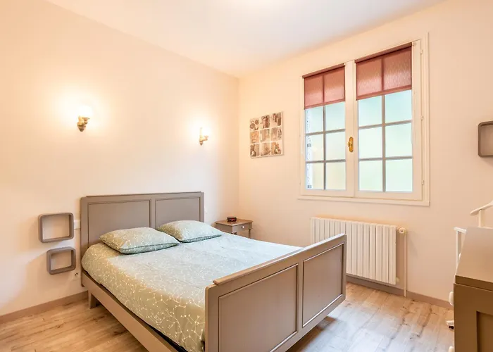 בית נופש Nolan Sauna 20m Puy Du Fou *