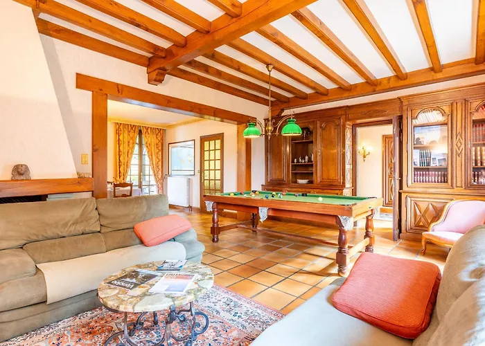 Nolan Sauna 20m Puy Du Fou בית נופש